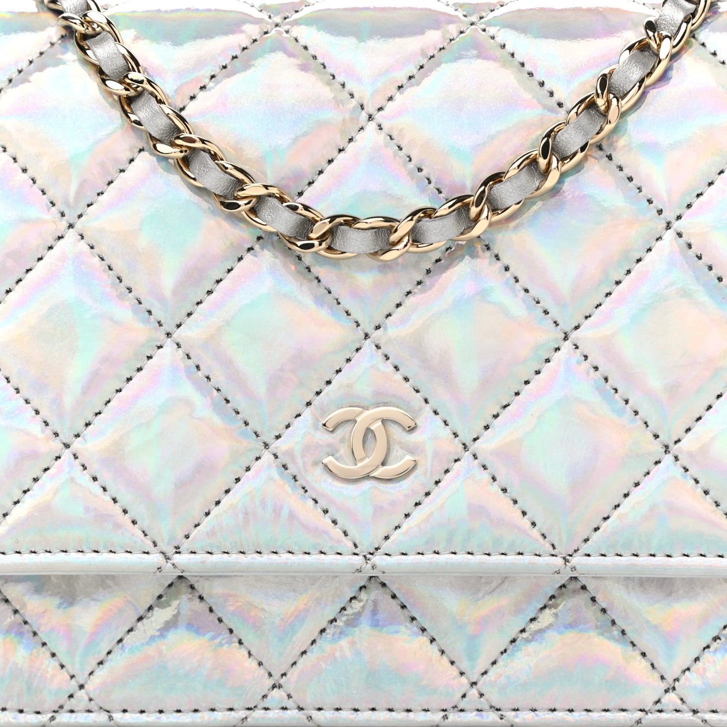 Iridescent Goatskin Quilted Wallet On Chain WOC Silver