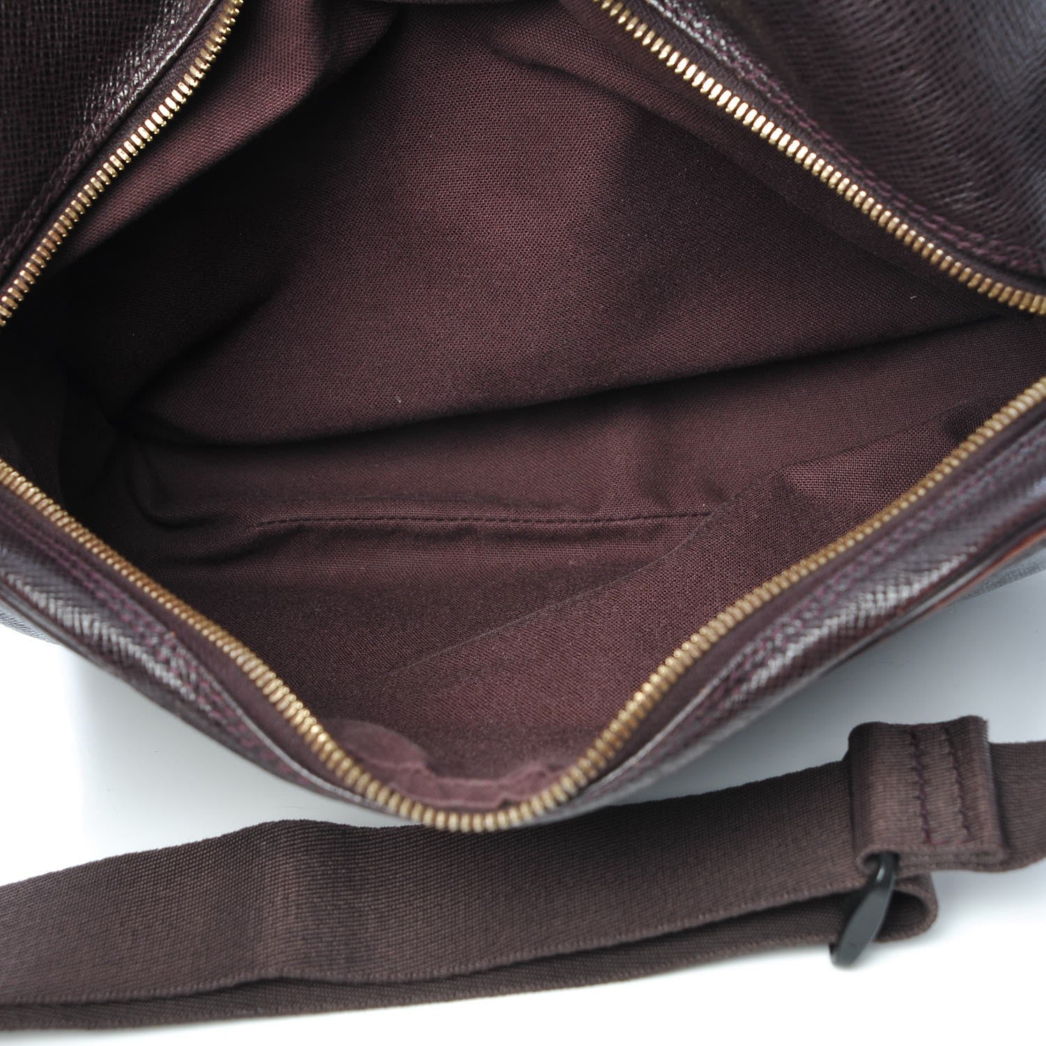 Louis Vuitton Taiga Reporter Messenger Grizzli 5 of 16