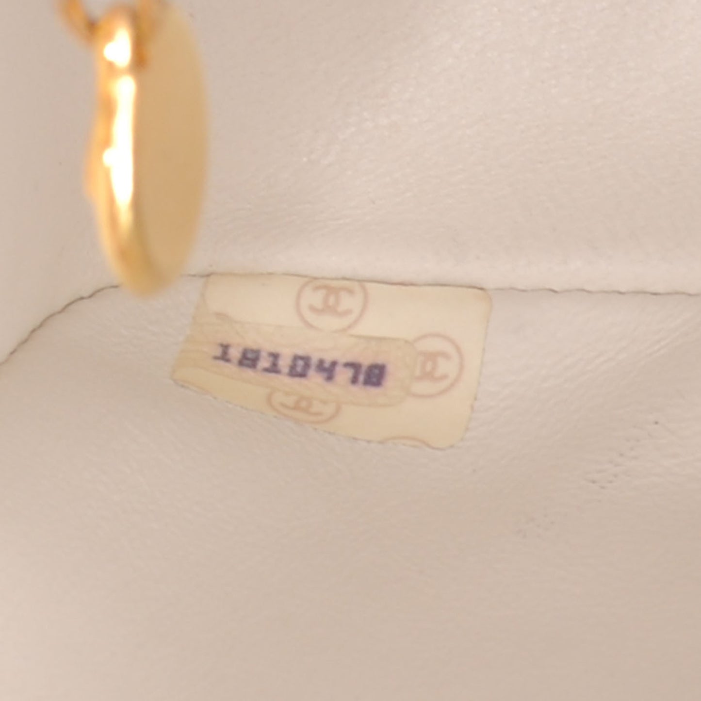 Lambskin Medium Single Flap White