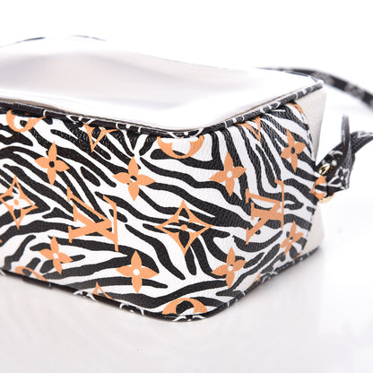 Louis Vuitton Monogram Giant Jungle Beach Pouch Ivory 9 of 10
