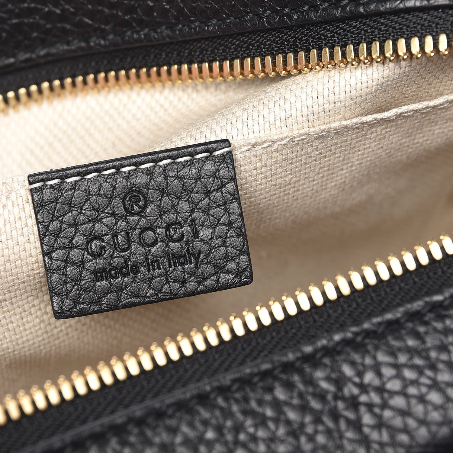Gucci Pebbled Calfskin Small Soho Disco Bag Black 6 of 8