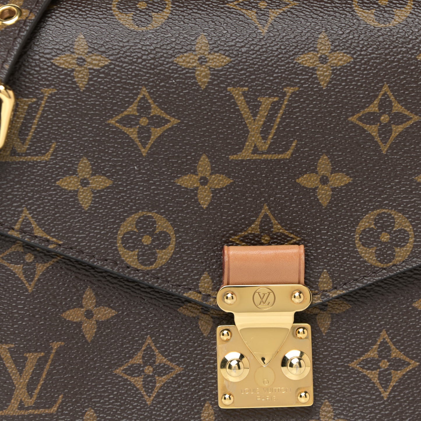 Monogram Pochette Metis