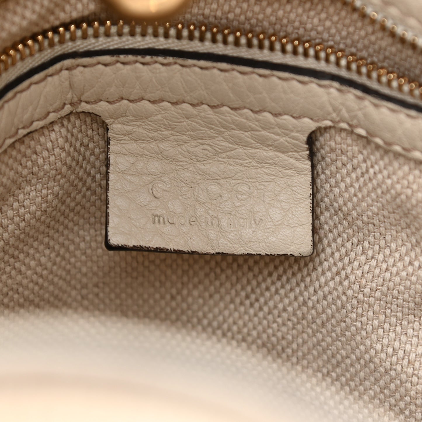 Pebbled Calfskin Medium Soho Chain Shoulder Bag Off White