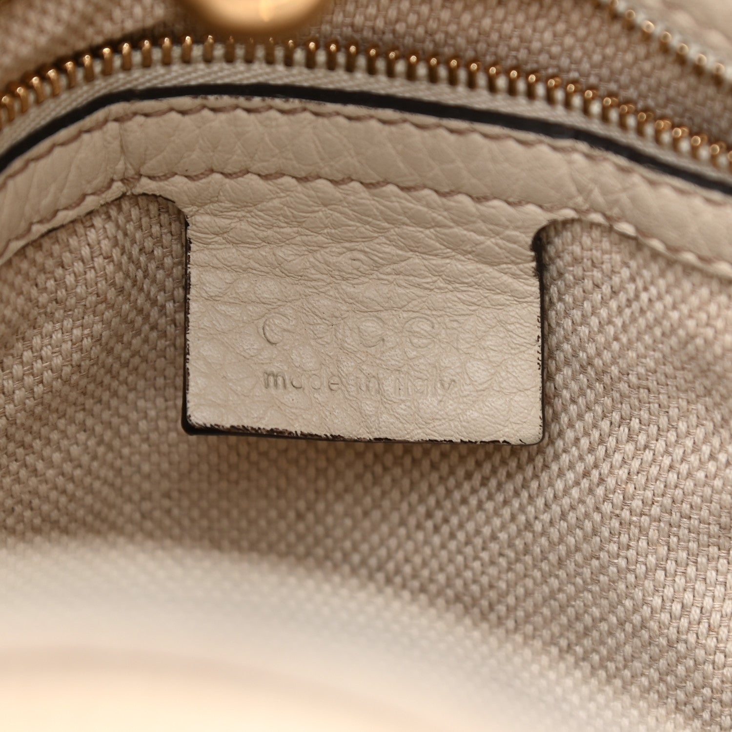 Gucci Pebbled Calfskin Medium Soho Chain Shoulder Bag Off White 5 of 10