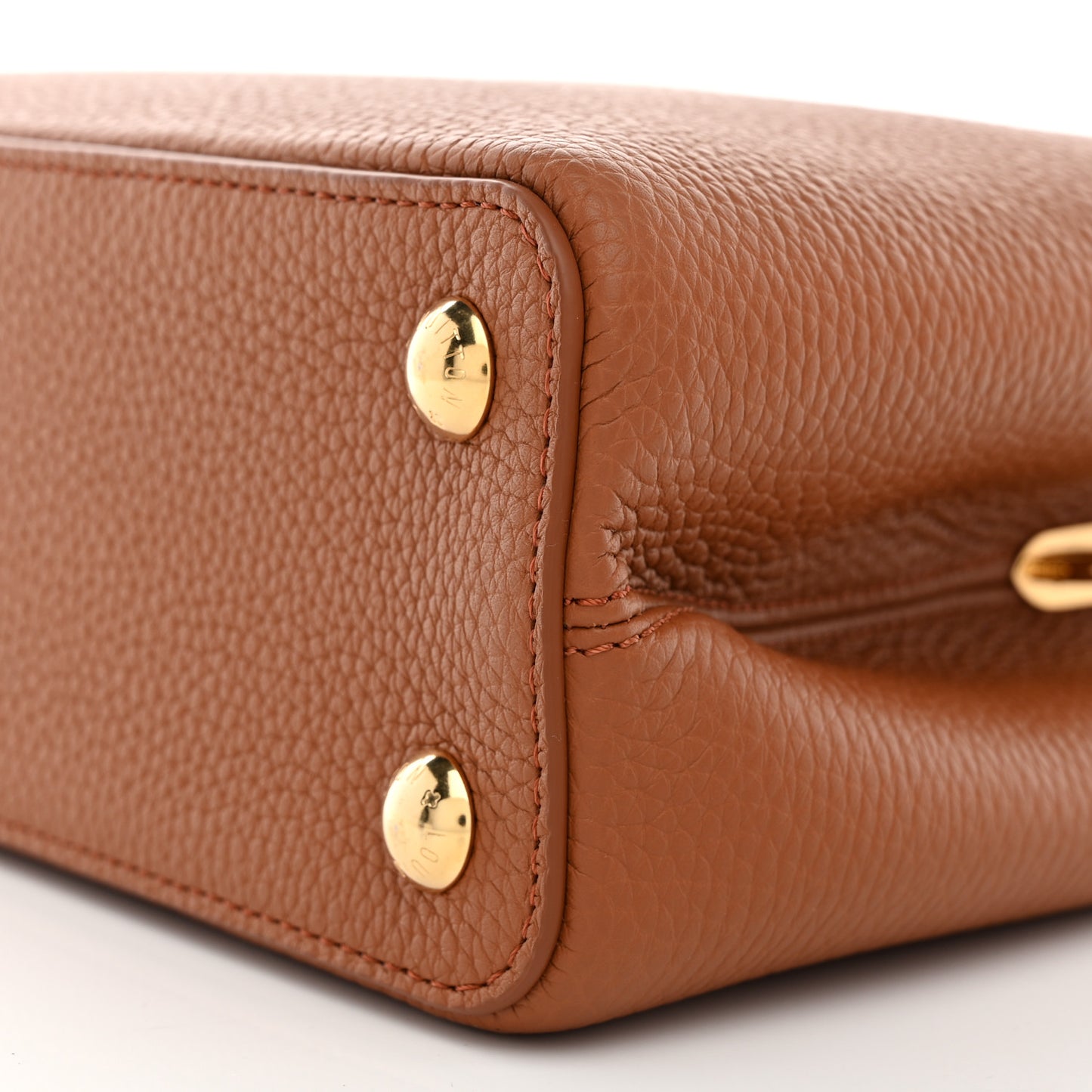 Taurillon Capucines BB Tan