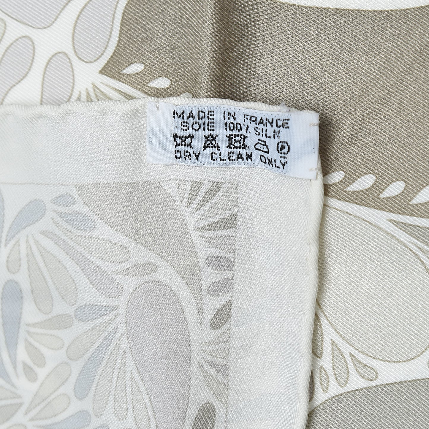 Silk Millefleurs du Mexique Scarf 70