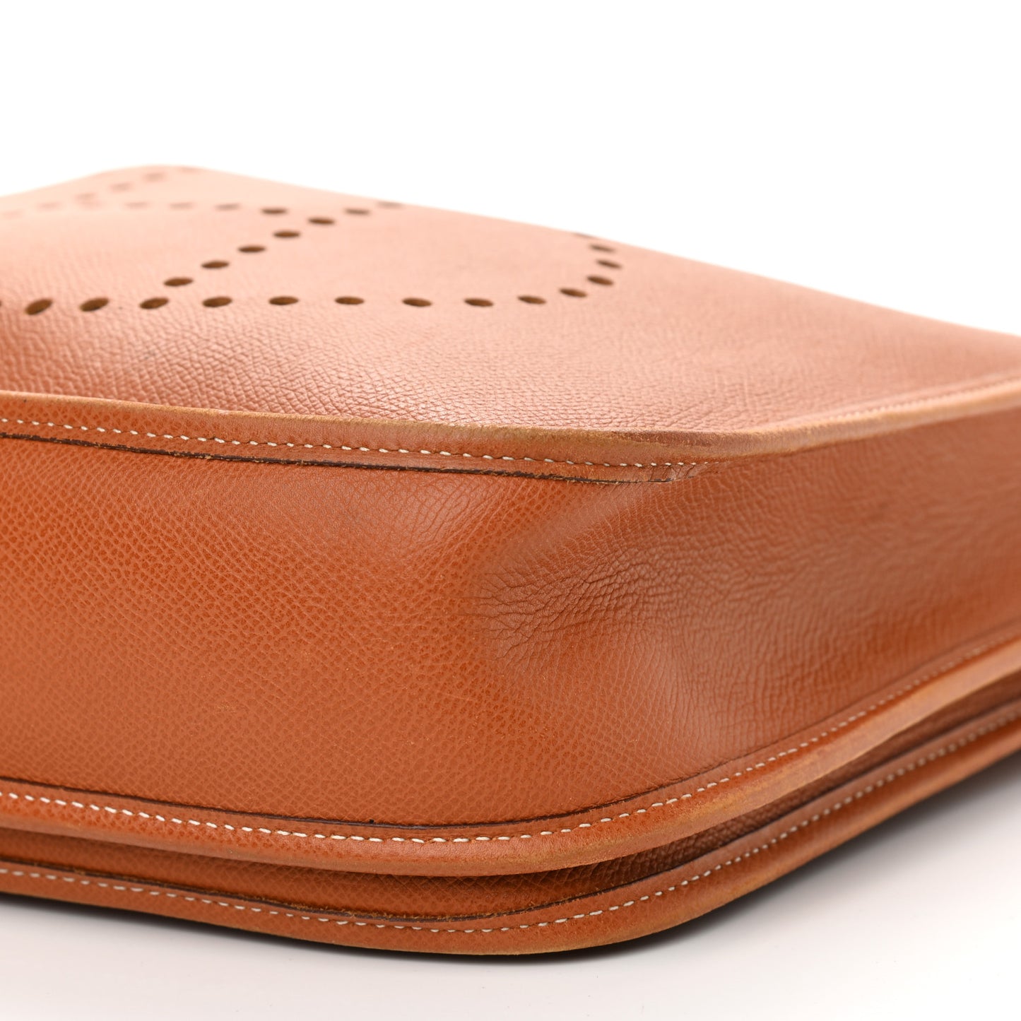 Epsom Evelyne II PM Gold