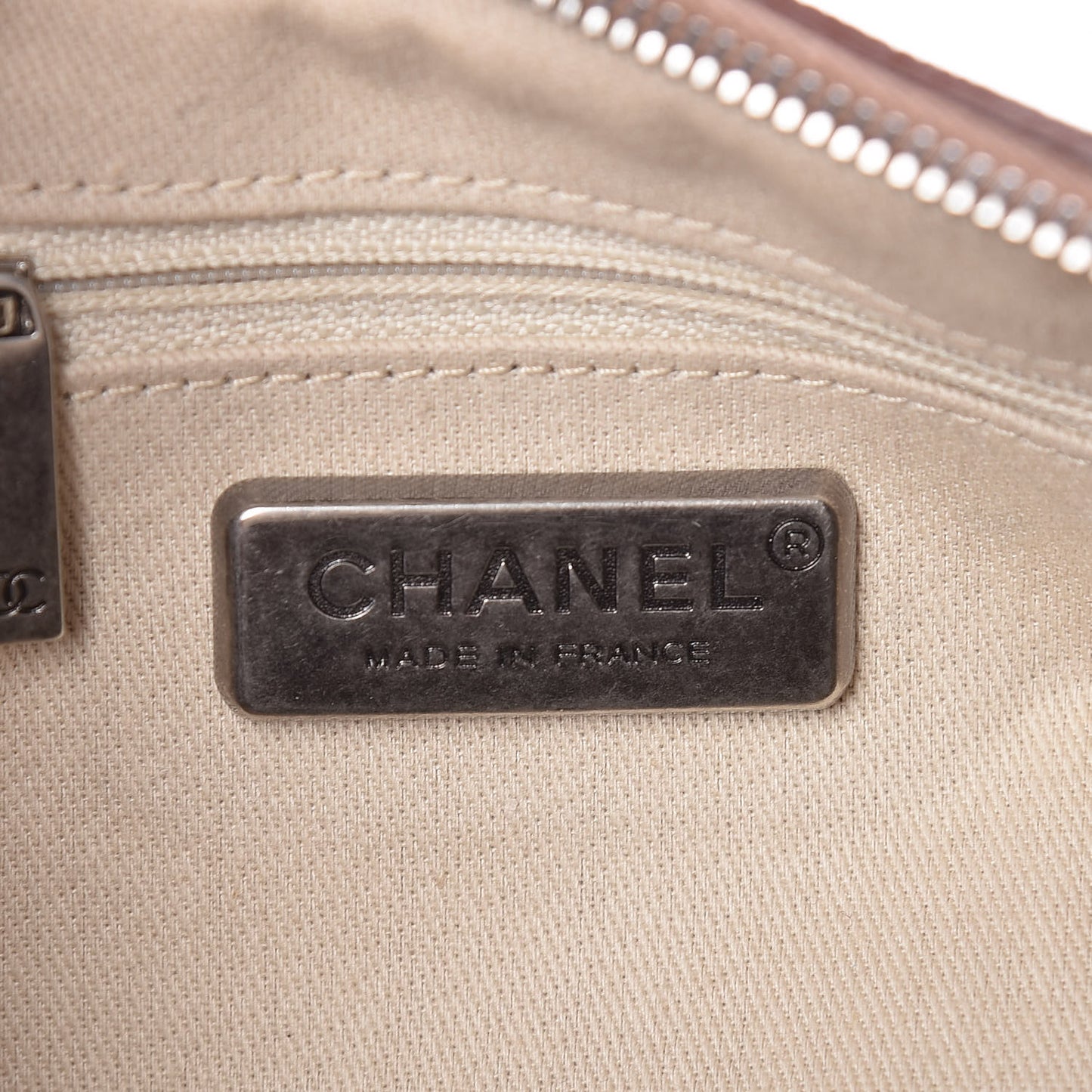 Distressed Caviar Outdoor Ligne Hobo Brown