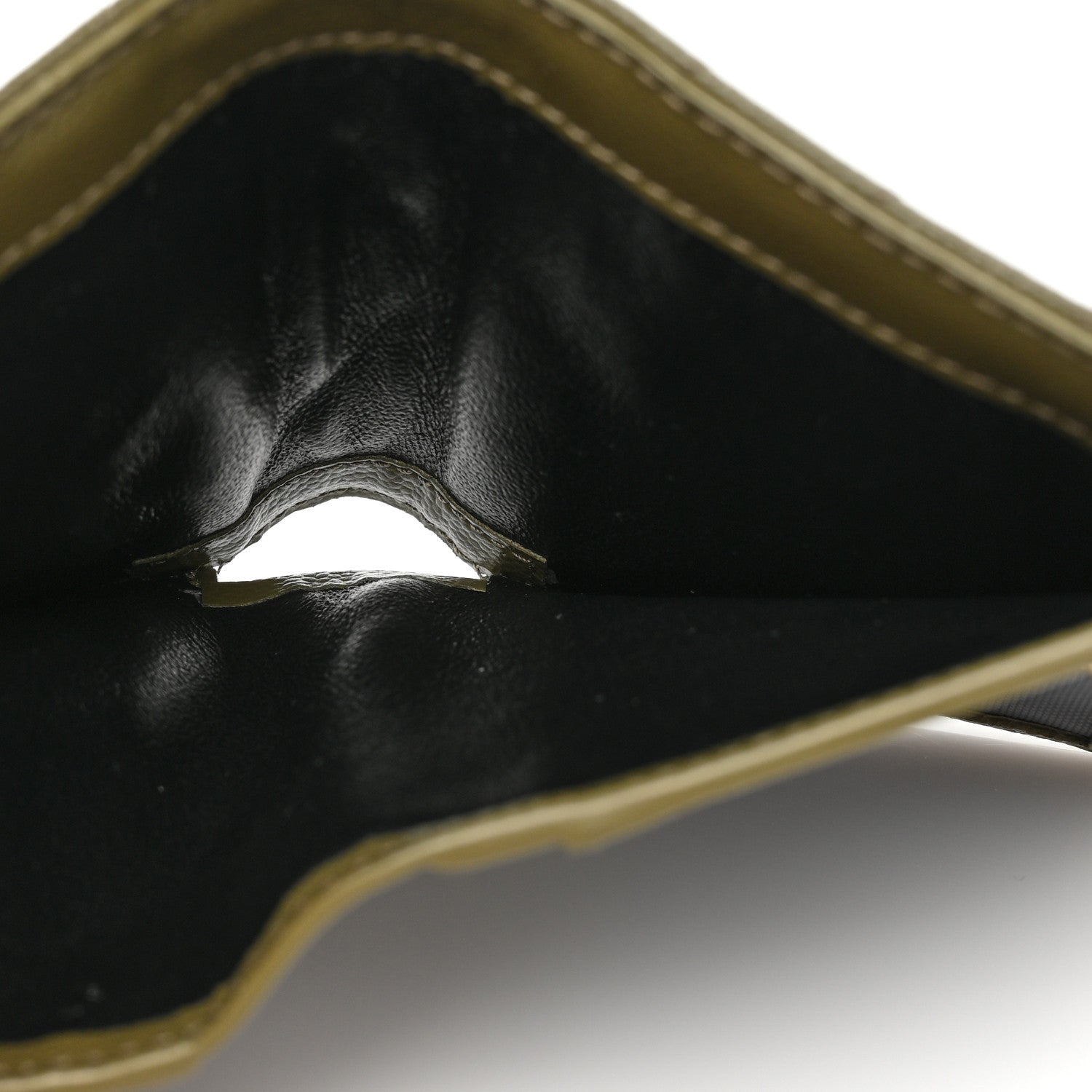 Saint Laurent Grain De Poudre Matelasse Chevron Monogram Zipped Card Case 6 of 9