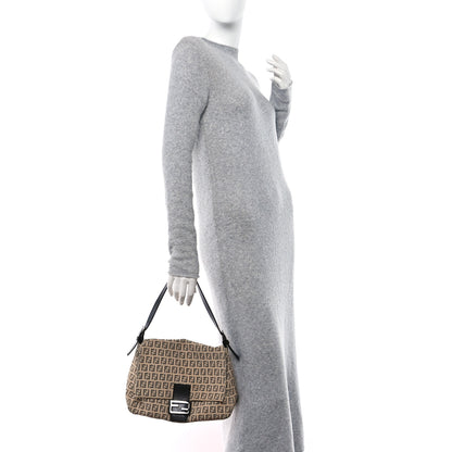 Fendi Zucchino Mama Baguette Mogano Panna Testa di Moro 2 of 10