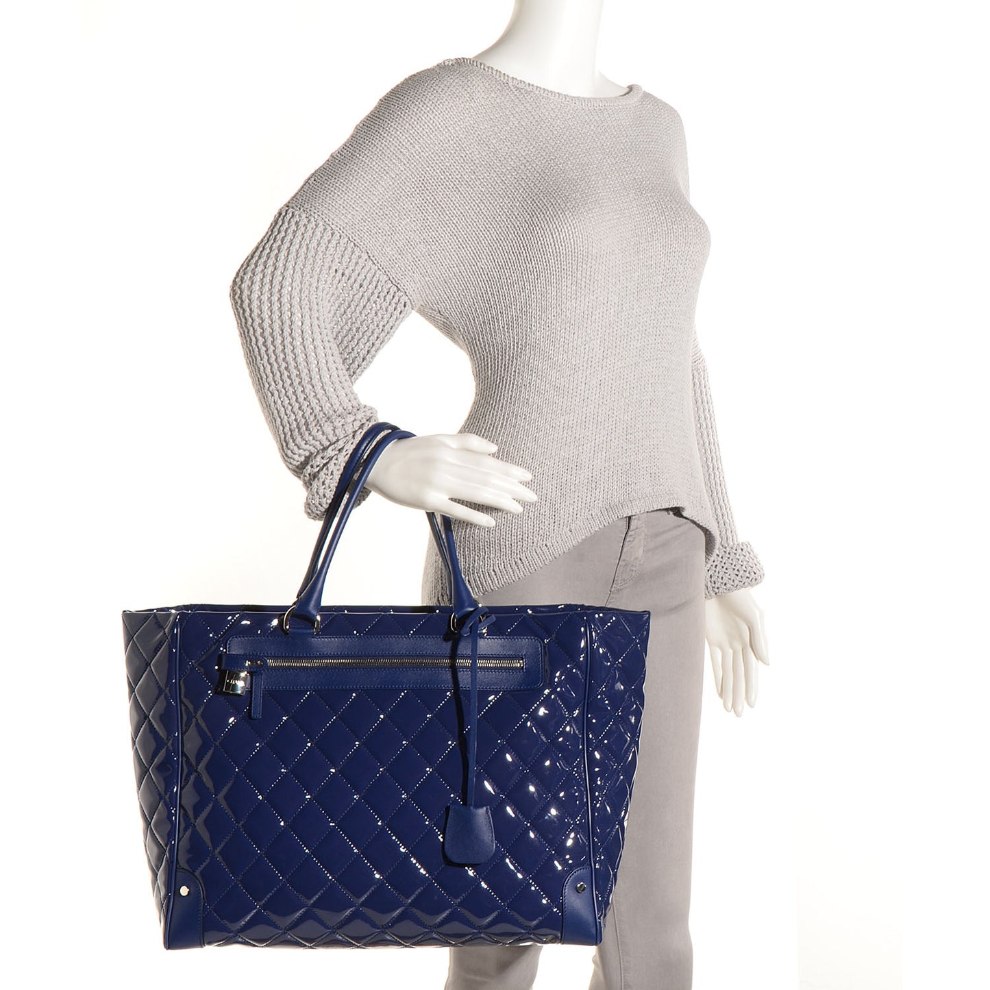 Calfskin Vinyl Quilted Viaggio Travel Bag Blue