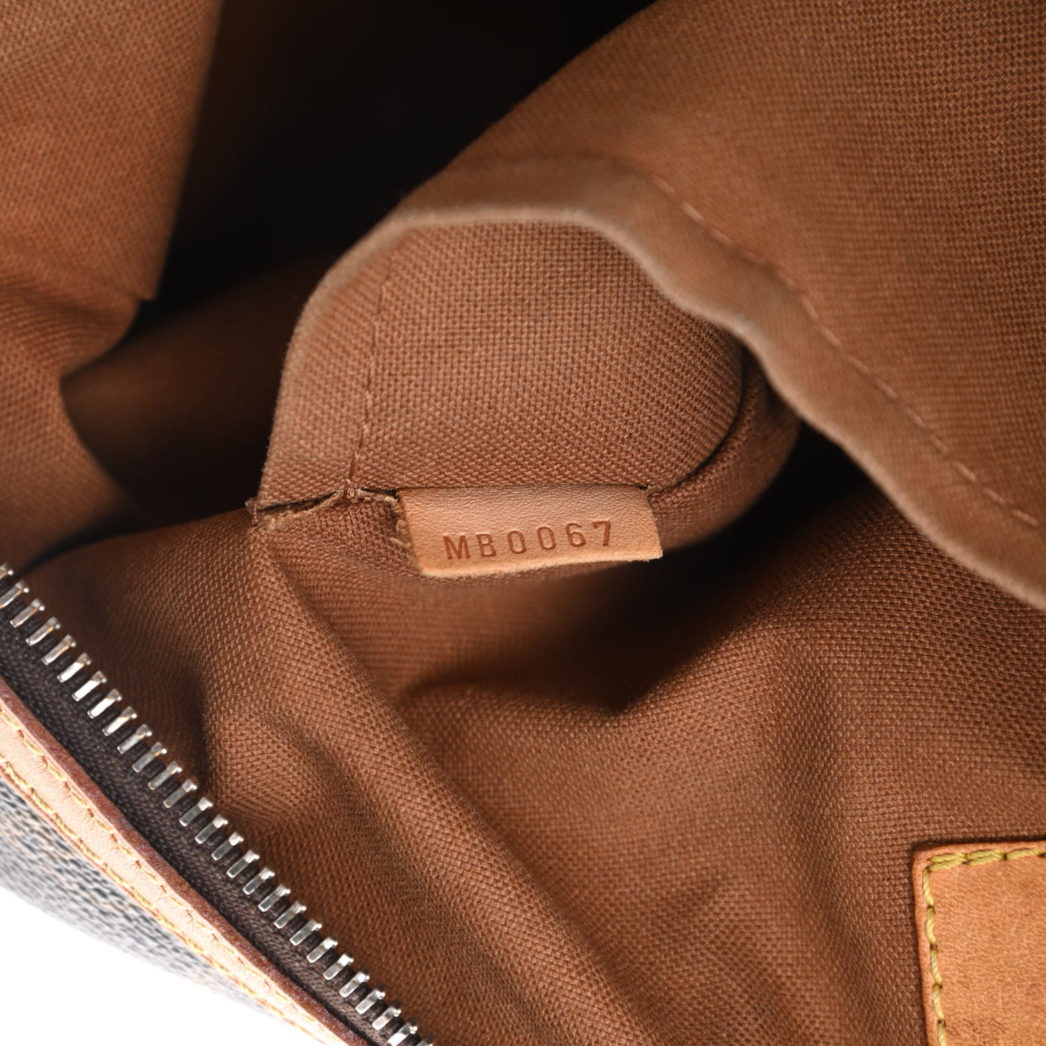 Louis Vuitton Monogram Tulum GM 7 of 16
