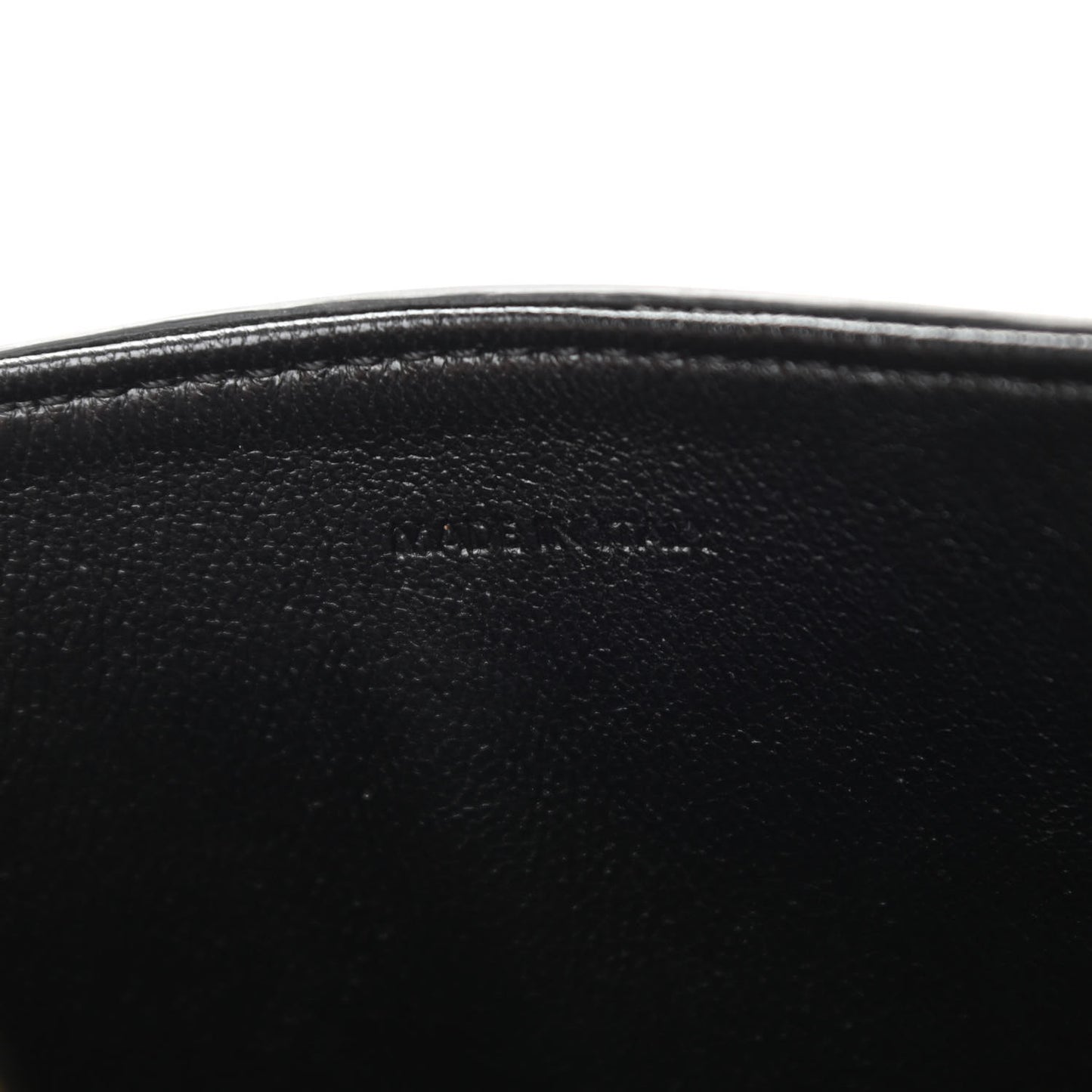 Patent Calfskin Besace Small 16 Black