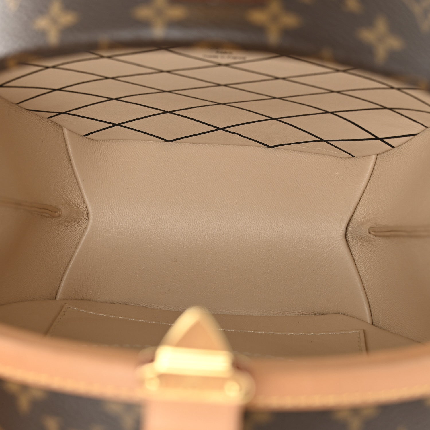 Louis Vuitton Monogram Petite Boite Chapeau 5 of 10