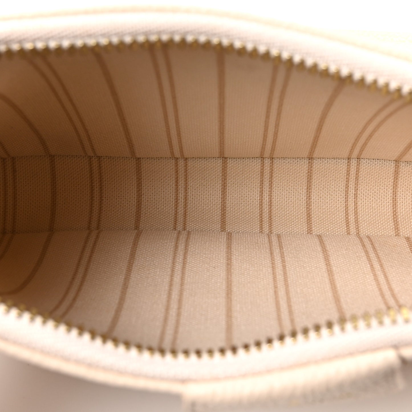 Empreinte Easy Pouch On Strap Cream
