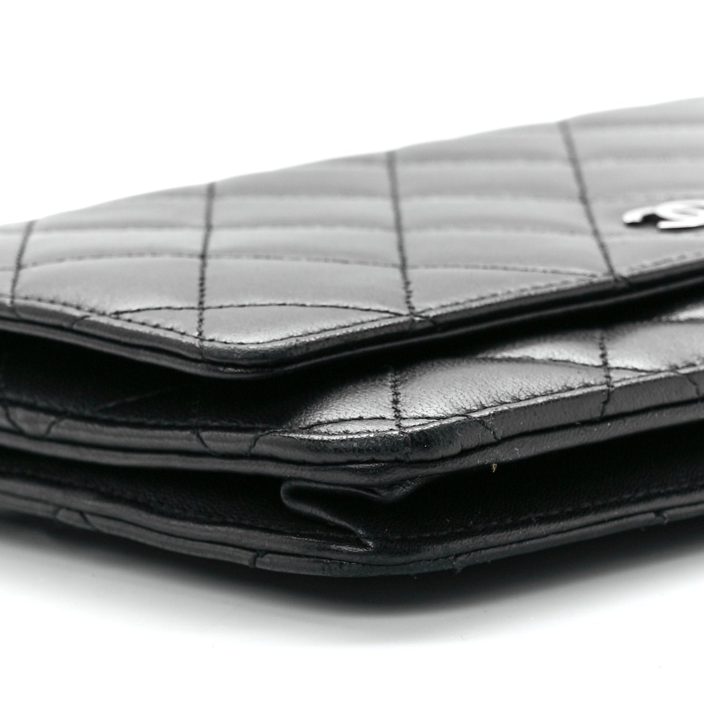 Lambskin Quilted Wallet On Chain WOC Black