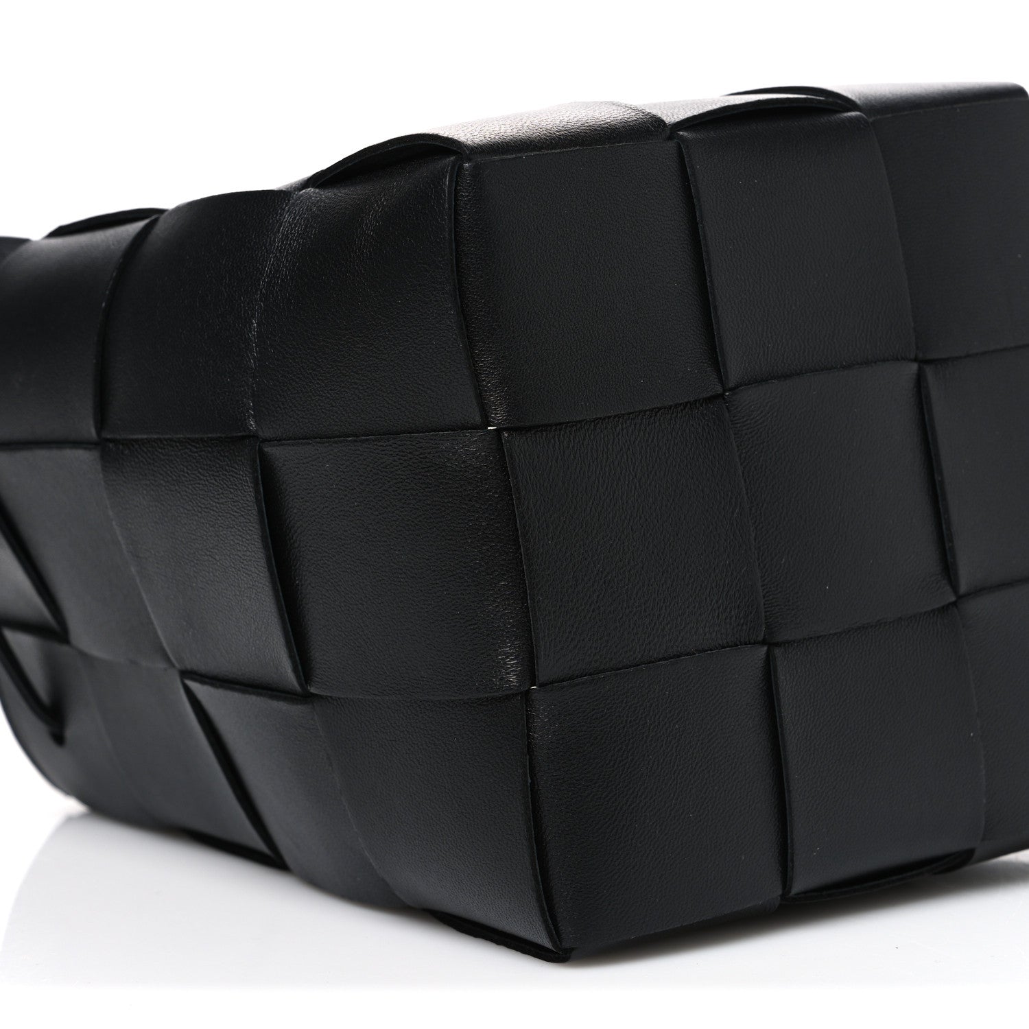 Bottega Veneta Nappa Maxi Intrecciato Cassette Bucket Bag Black 7 of 8