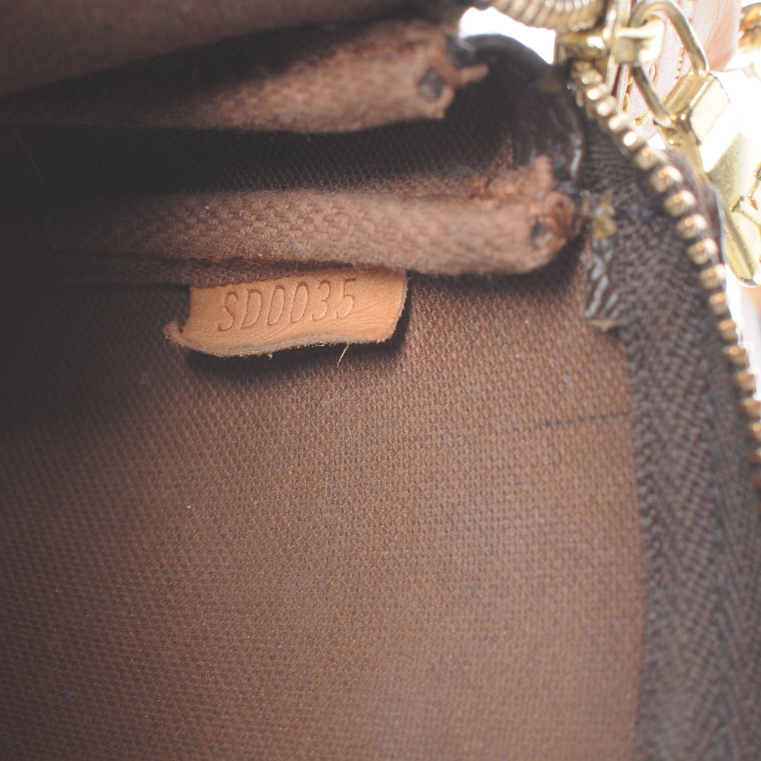 Louis Vuitton Monogram Petit Bucket 23 6 of 11