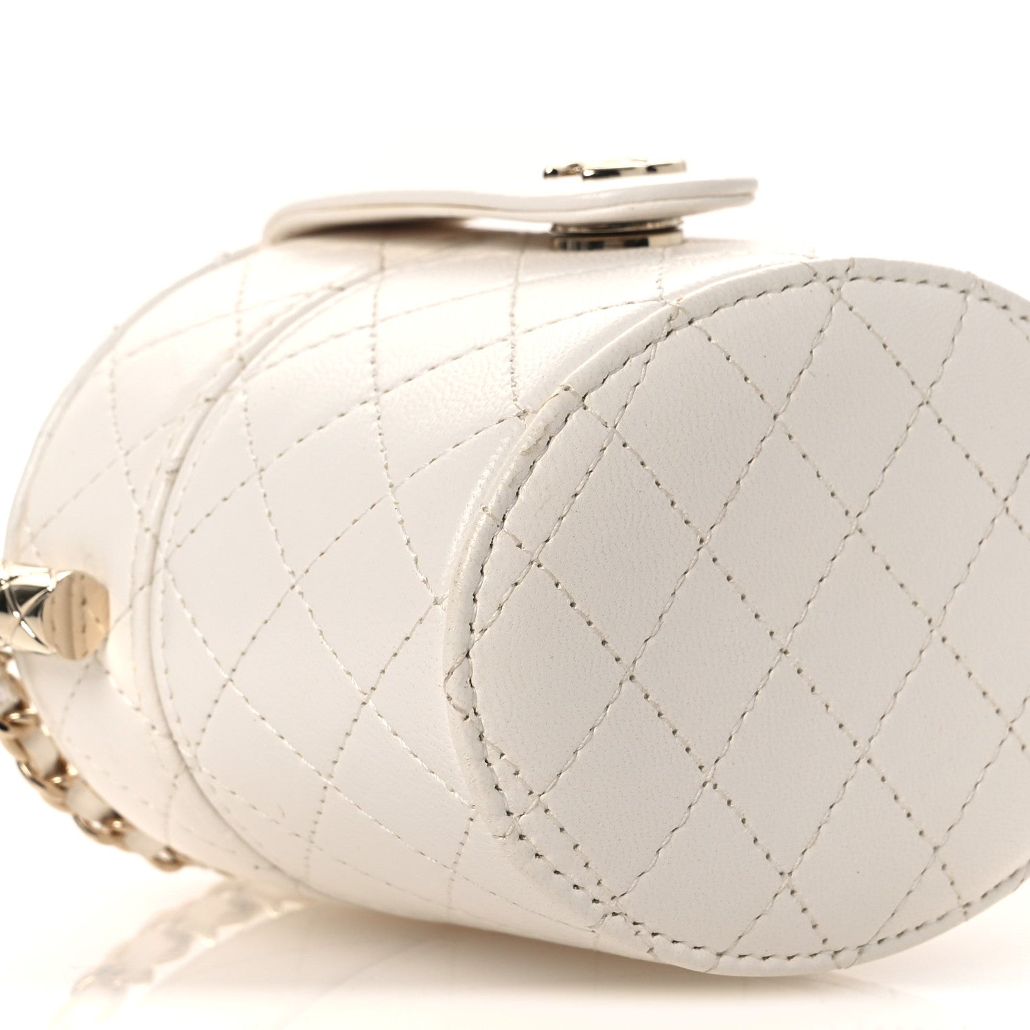 Chanel Lambskin Quilted Round Mini Vanity Case With Chain Case With Chain White 9 of 12