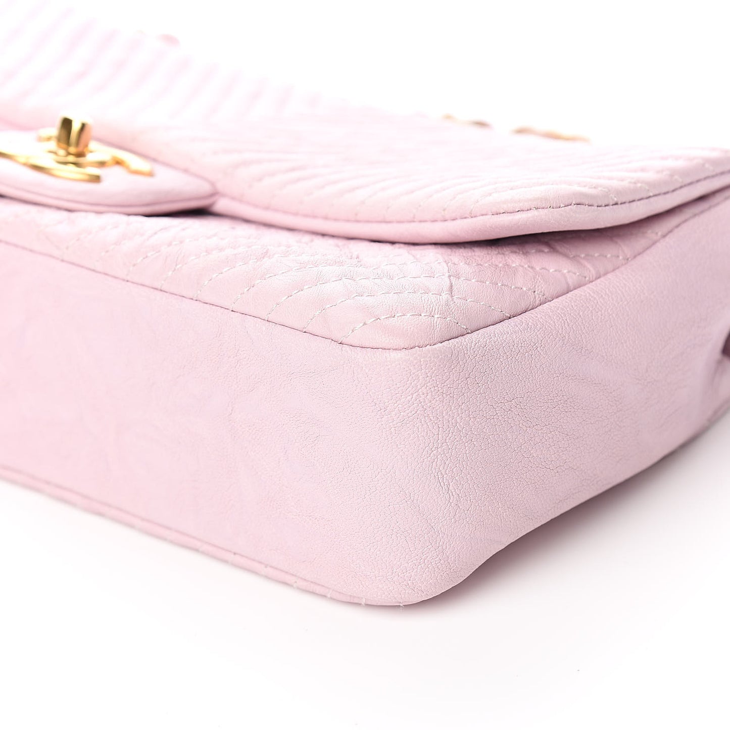 Wrinkled Lambskin Chevron Quilted Medium Flap Light Pink