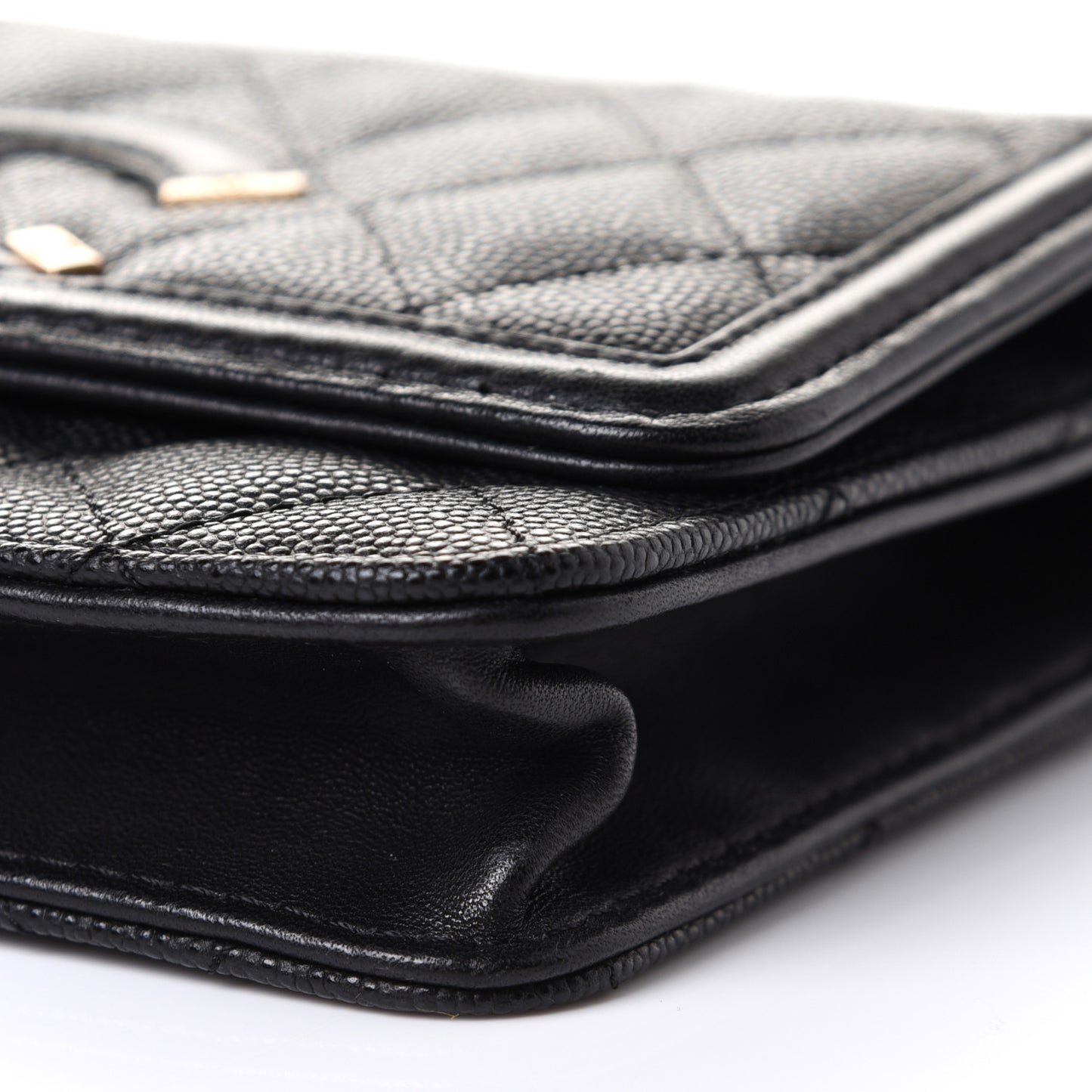 Caviar Quilted CC Filigree Wallet On Chain WOC Black