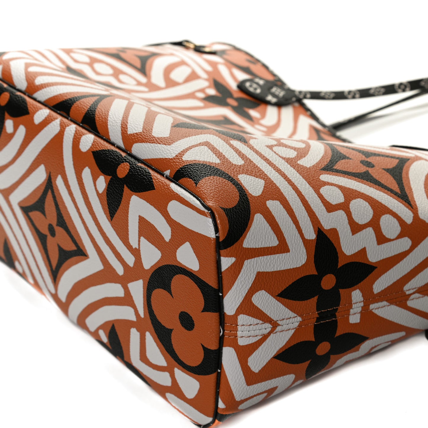 Monogram Giant Crafty Neverfull MM Creme Caramel