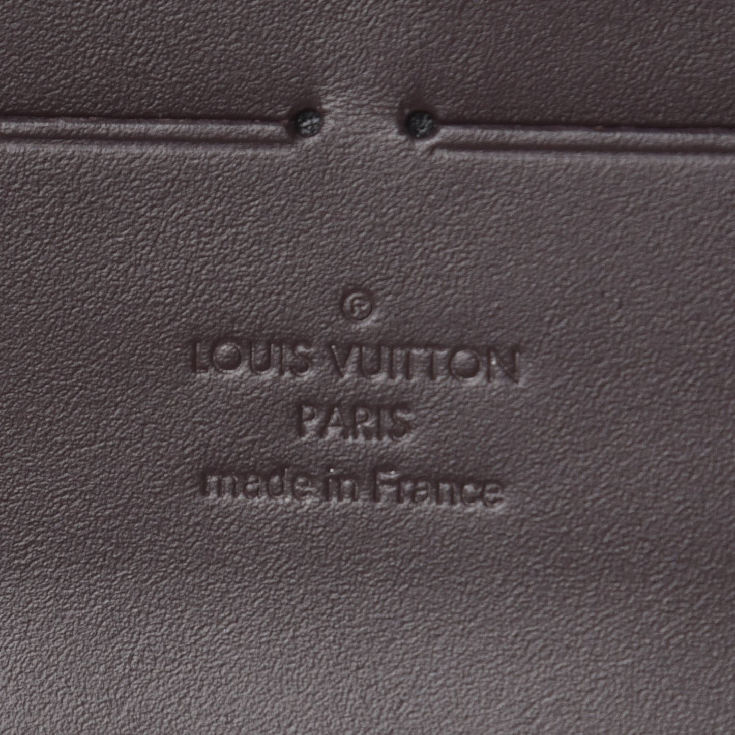 Vernis Pochette Felicie Chain Wallet Amarante