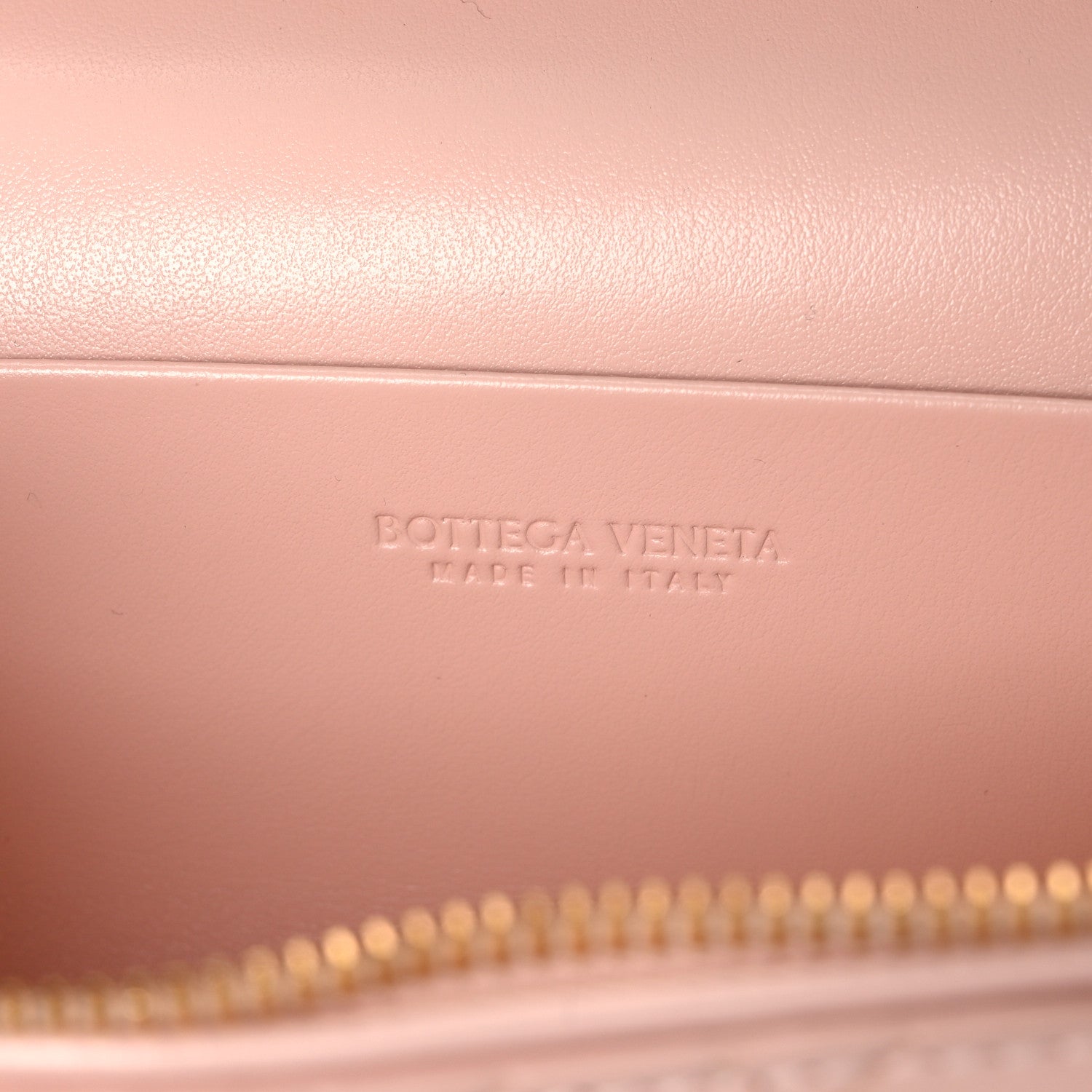 Bottega Veneta Calfskin Intrecciato Bang Bang Vanity Case Cameo 6 of 10