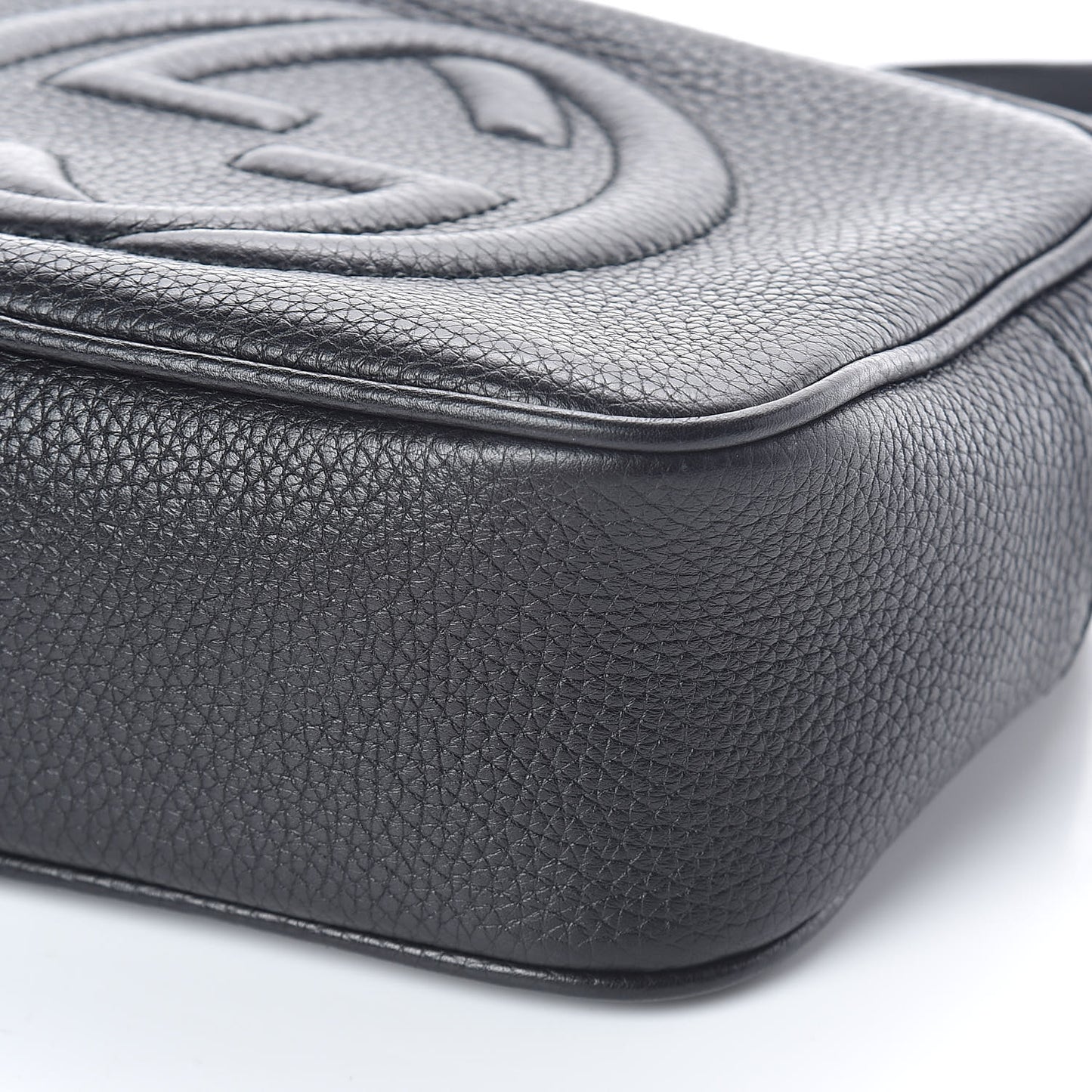 Pebbled Calfskin Small Soho Disco Bag Black
