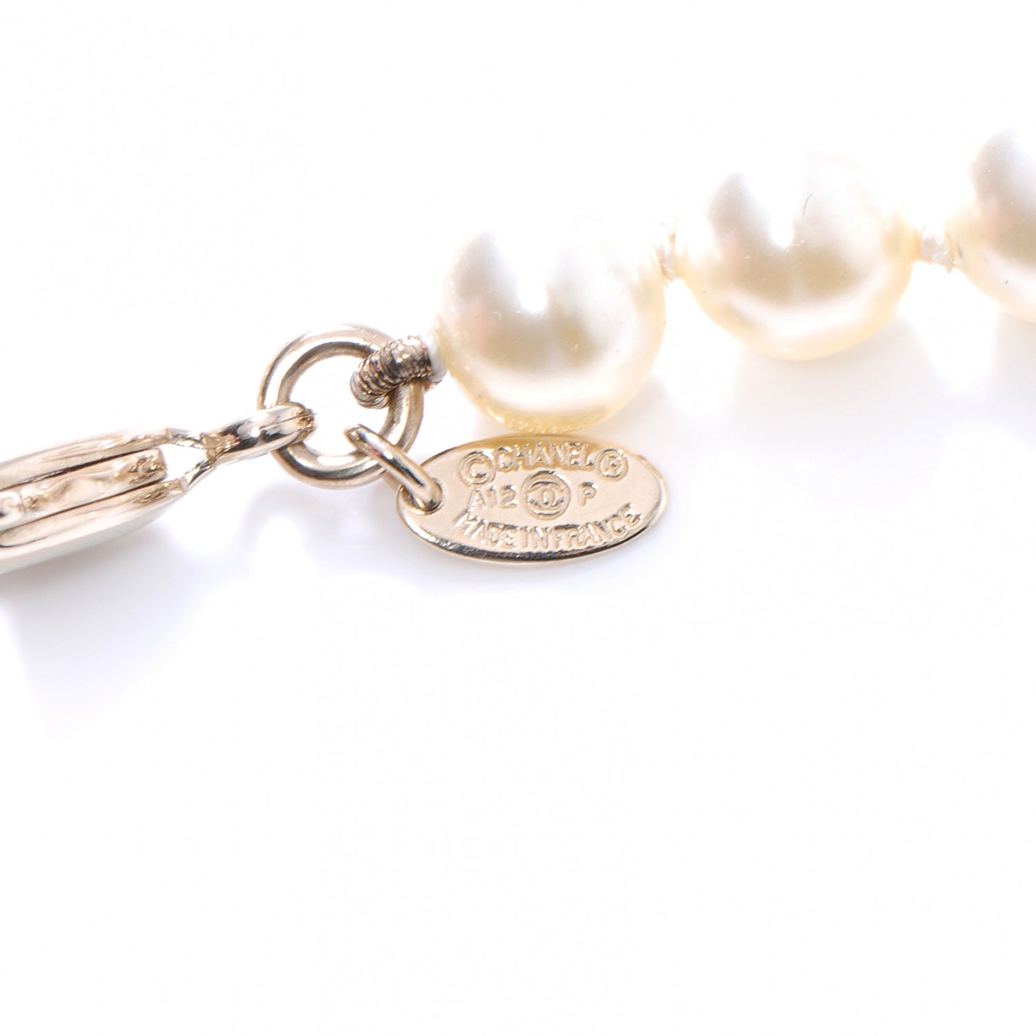Chanel Classic 16 Inch Pearl Beaded CC Necklace 5 of 6