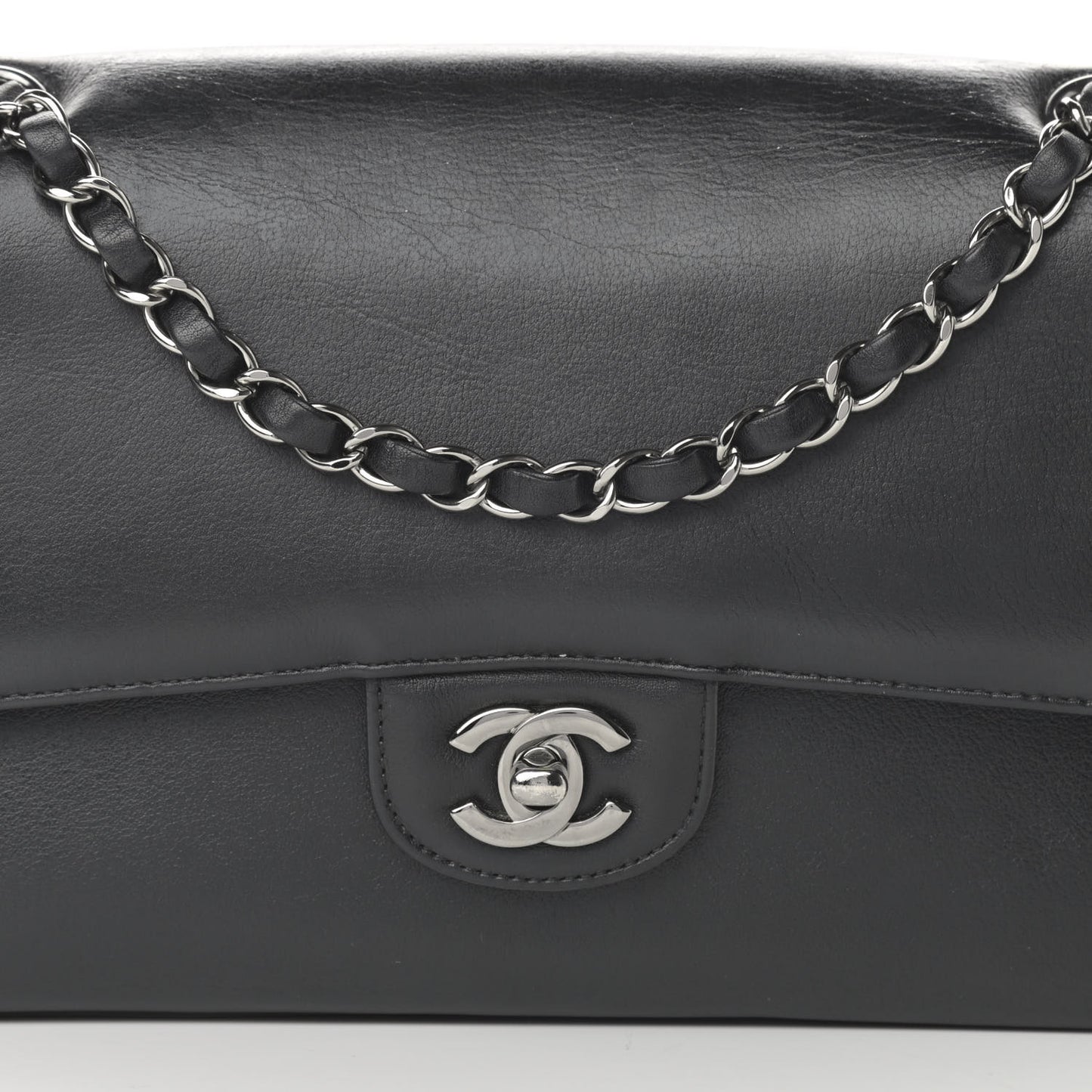 Calfskin Medium Classic Pure Double Flap Black