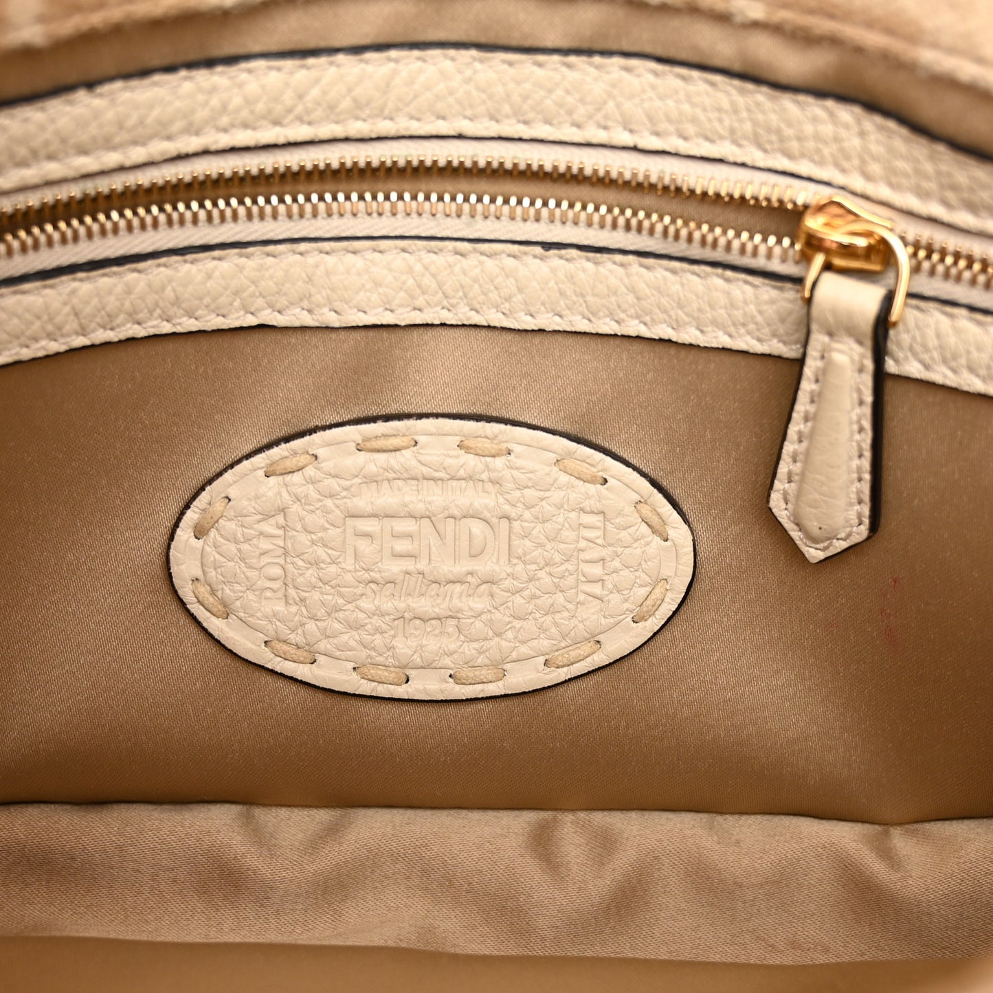 Wool Cuoio Romano Selleria FF 1974 Baguette 1997 Beige Cammello Camelia
