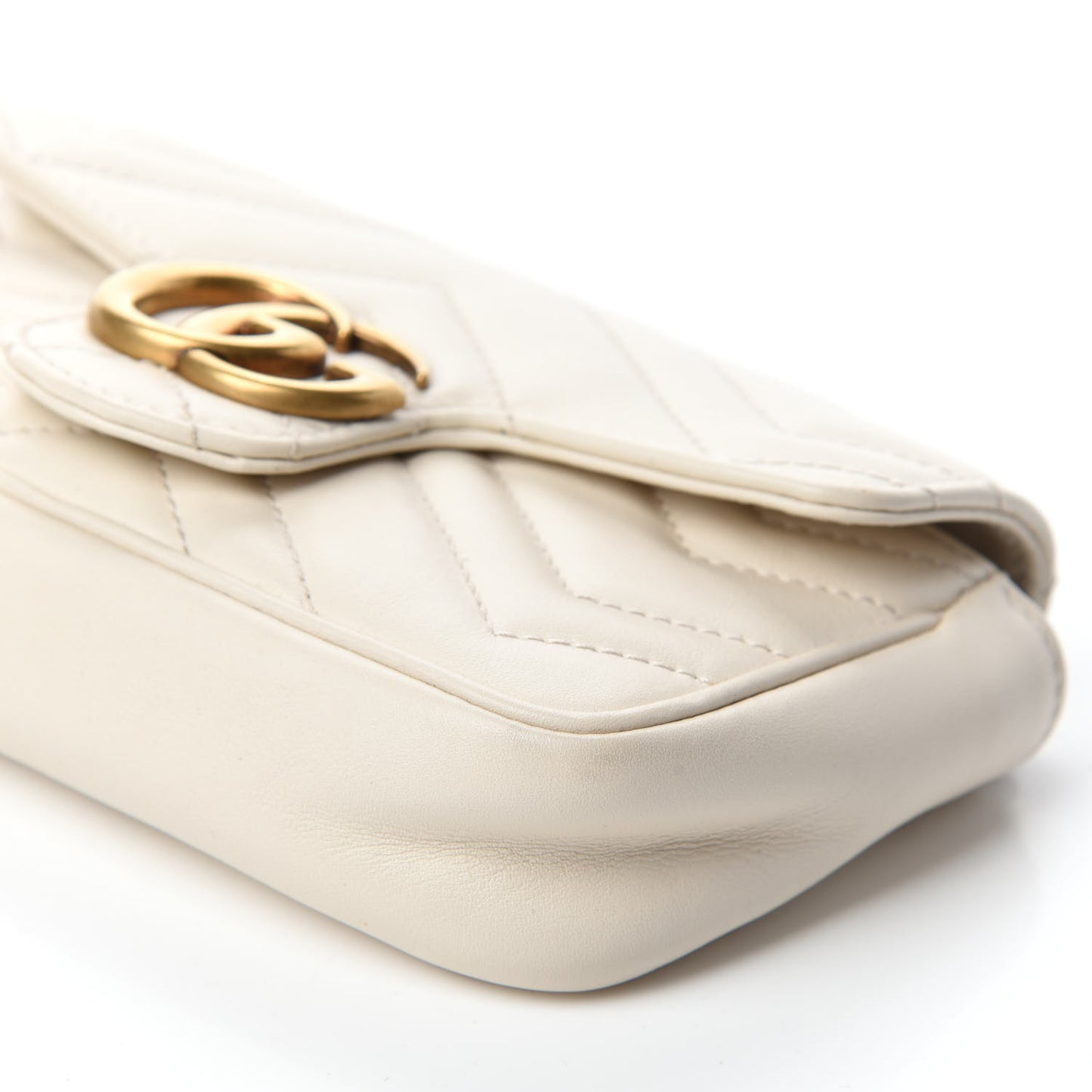 Calfskin Matelasse Super Mini GG Marmont Shoulder Bag White