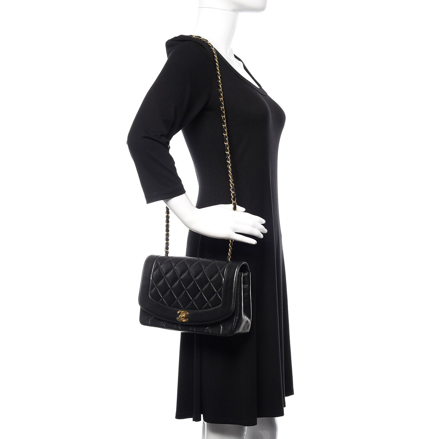 Lambskin Quilted Medium Single Flap Black