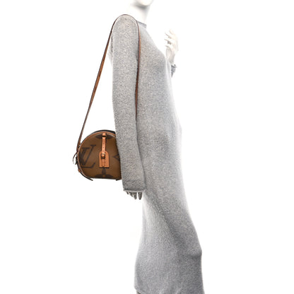 Louis Vuitton Reverse Monogram Giant Boite Chapeau Souple 2 of 9