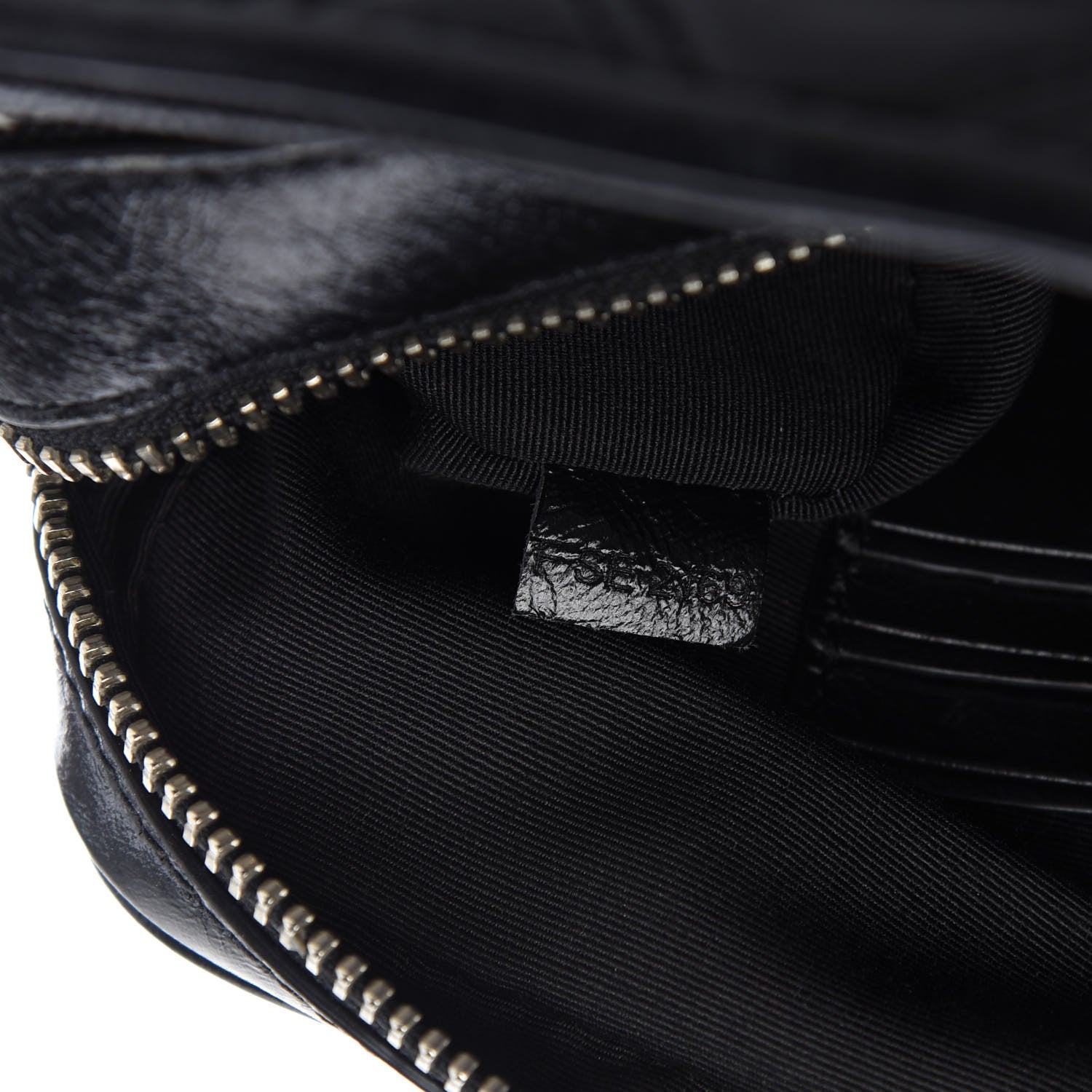 Marc Jacobs Natural Grain Calfskin Quilted The Softshot 21 Bag Black 10 of 12