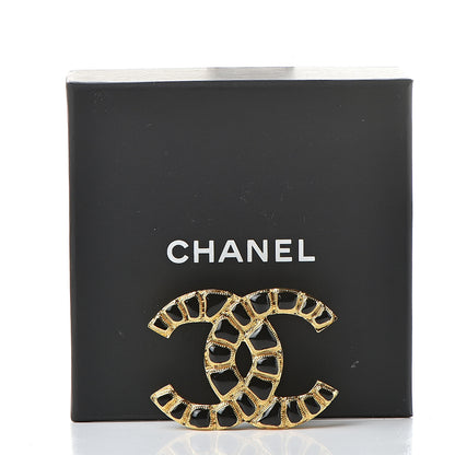 Chanel Gripoix Poured Glass Along The Nile CC Brooch Black Gold 5 of 5