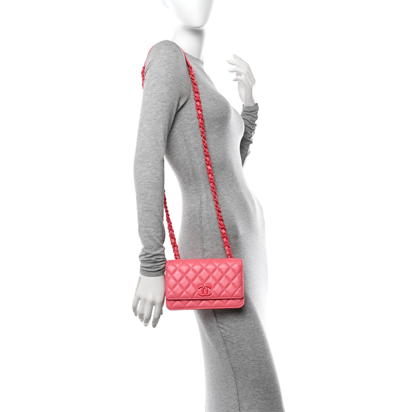 Caviar Quilted My Everything Wallet On Chain WOC Dark Coral
