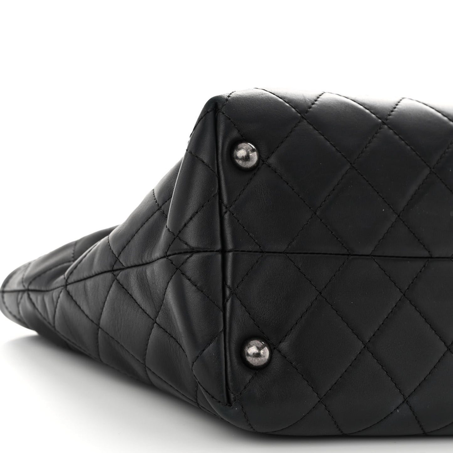 Calfskin Quilted Small Shopping In Chains Tote Black