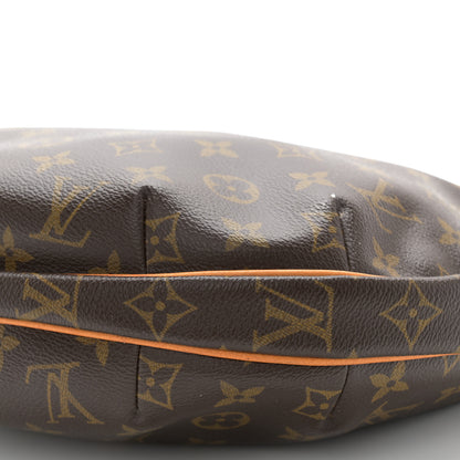 Louis Vuitton Monogram Croissant MM 9 of 12
