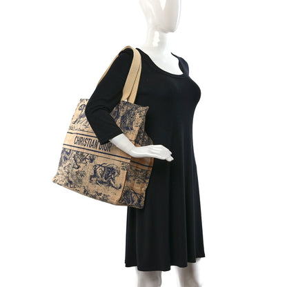 Christian Dior Straw Dioriviera Tote Beige 2 of 8
