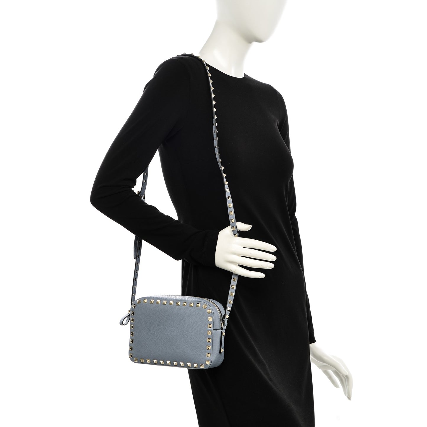 Pebbled Calfskin Rockstud Camera Crossbody Bag London Stone
