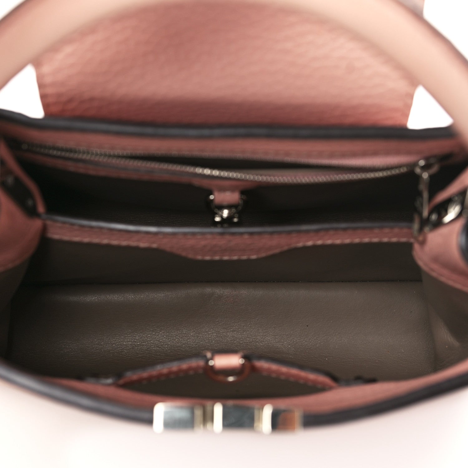 Louis Vuitton Taurillon Capucines BB Magnolia 4 of 7