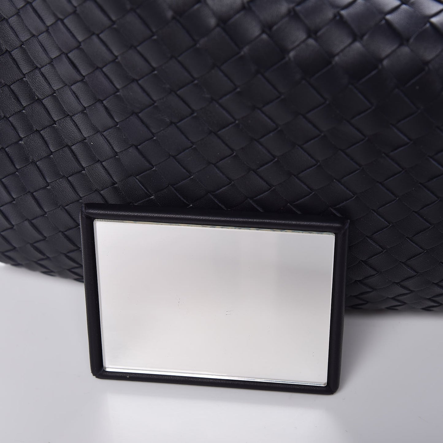 Nappa Intrecciato Medium Veneta Hobo Tourmaline