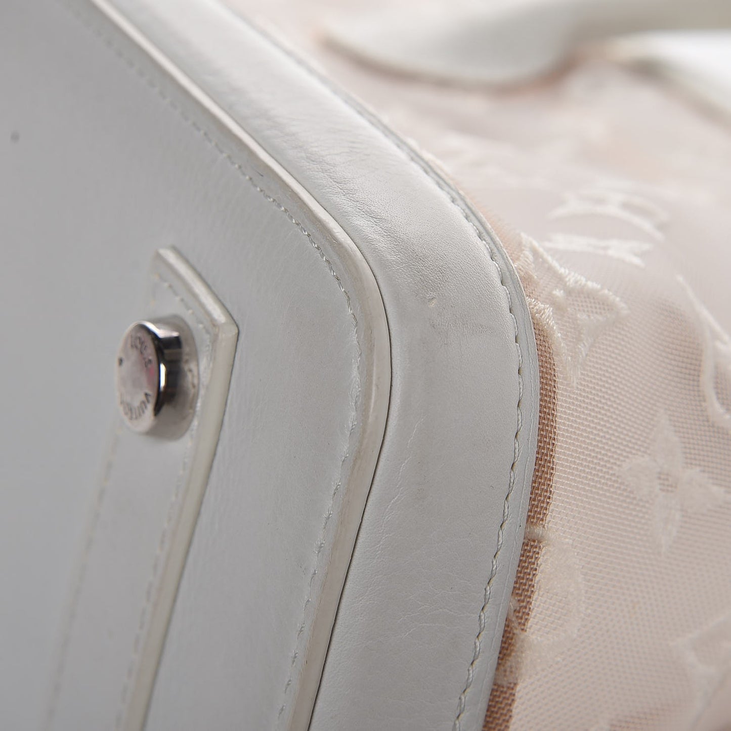 Monogram Transparence Lockit East-West White