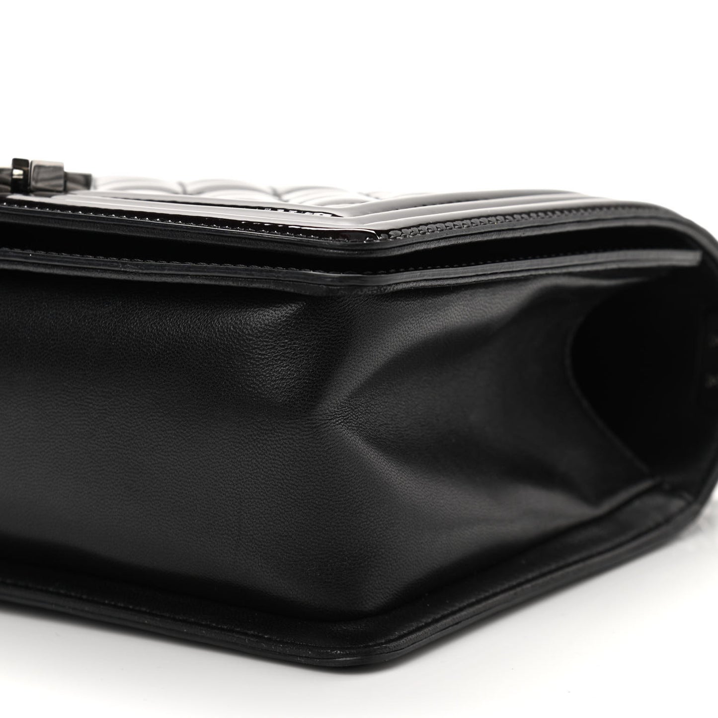 Patent Calfskin Quilted Medium Boy Flap Black