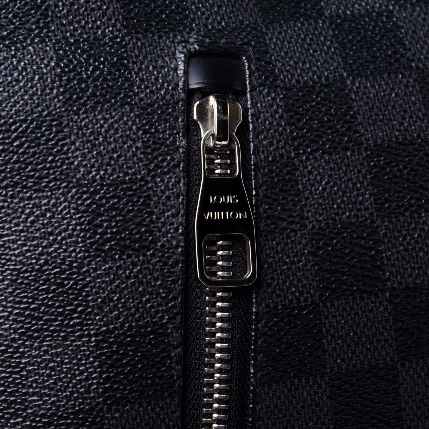 Louis Vuitton Damier Graphite Mick MM 10 of 10