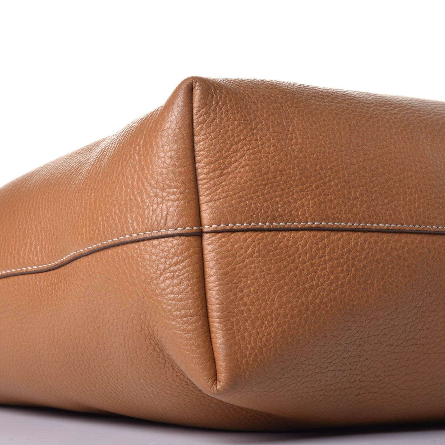 Vitello Daino Tote Caramel