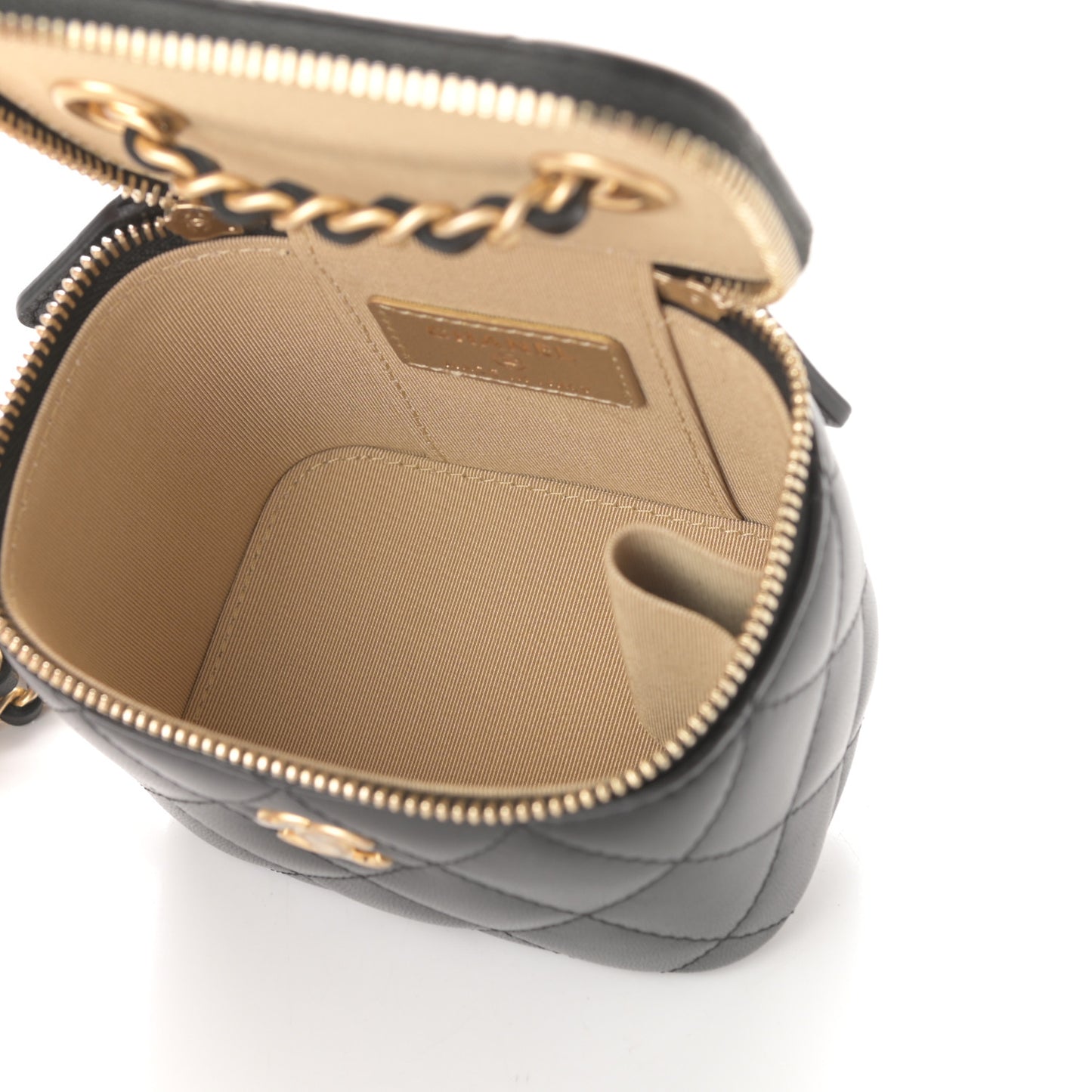 Lambskin Quilted Mini Pearl Crush Vanity Case With Chain Black