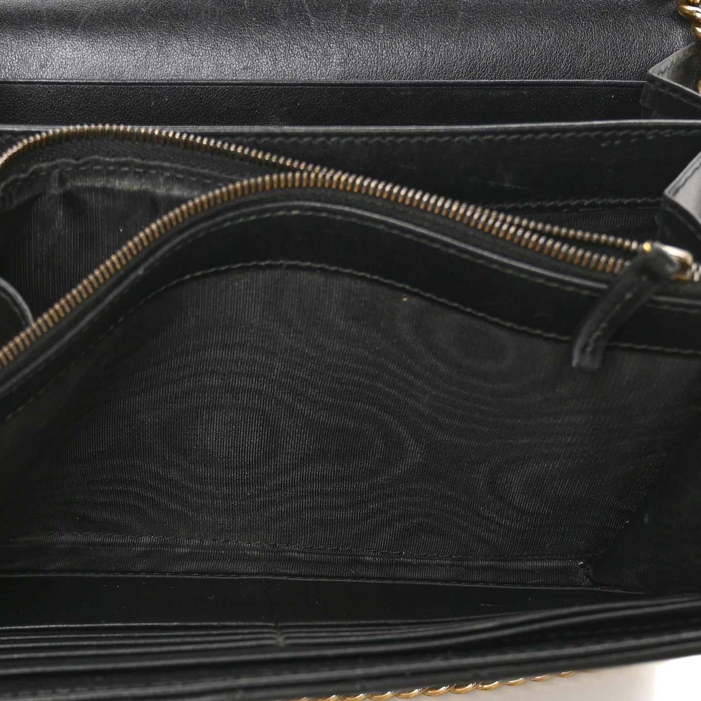 Calfskin Matelasse GG Marmont Chain Wallet Black